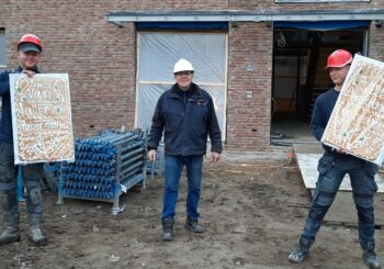 Vandaag namens de Huizer-maatjes wat voor bij de koffie gebracht op de bouwplaats!